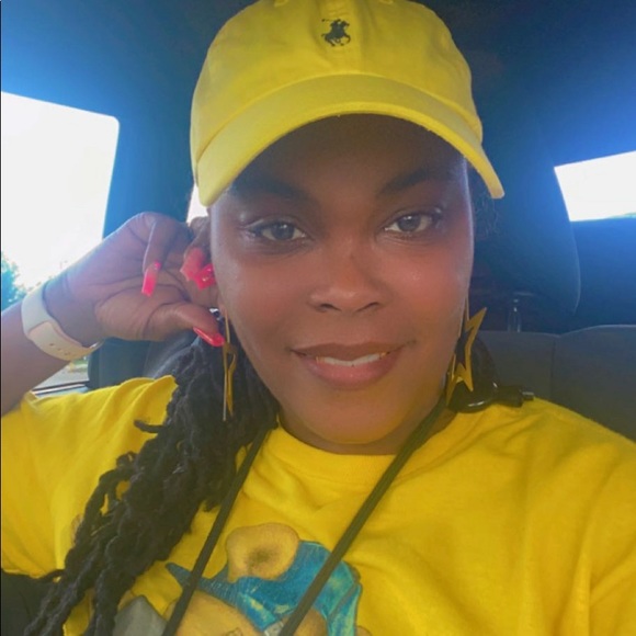 Meet your Posher, Kendaysha - Picture 2 of 9